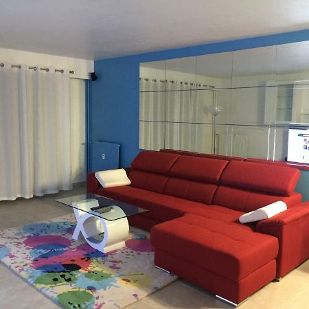 Grand Appartement A Louer Vue Sur Seine 默伦 外观 照片