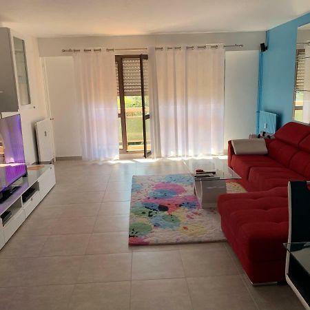 Grand Appartement A Louer Vue Sur Seine 默伦 外观 照片