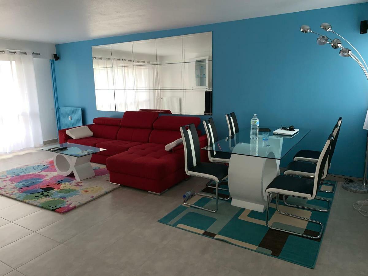 Grand Appartement A Louer Vue Sur Seine 默伦 外观 照片