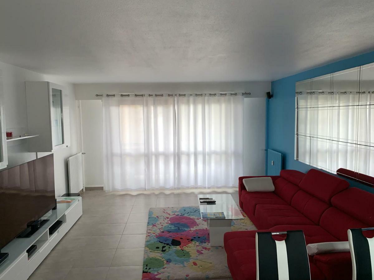 Grand Appartement A Louer Vue Sur Seine 默伦 外观 照片