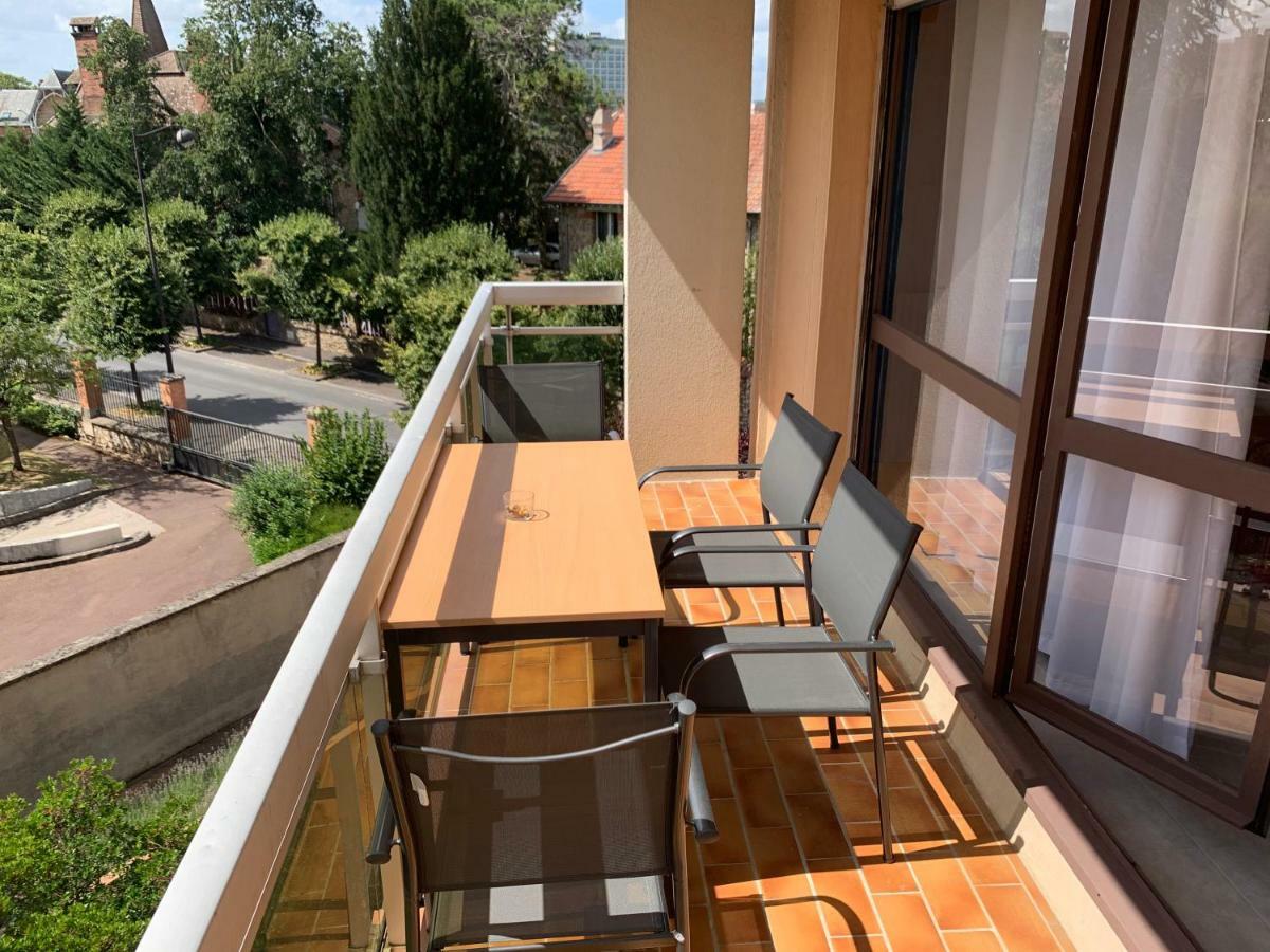 Grand Appartement A Louer Vue Sur Seine 默伦 外观 照片